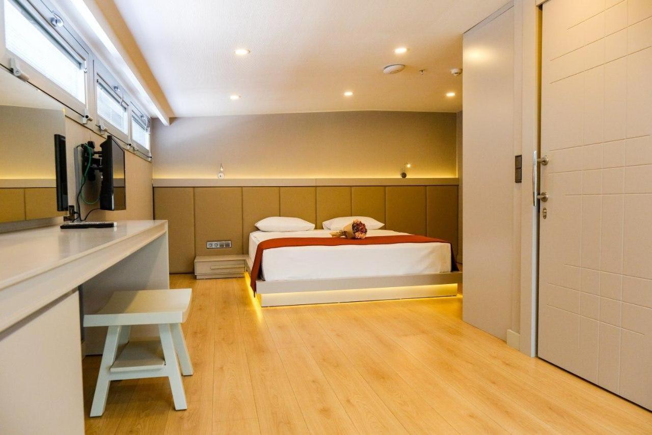 King Suite Sea View